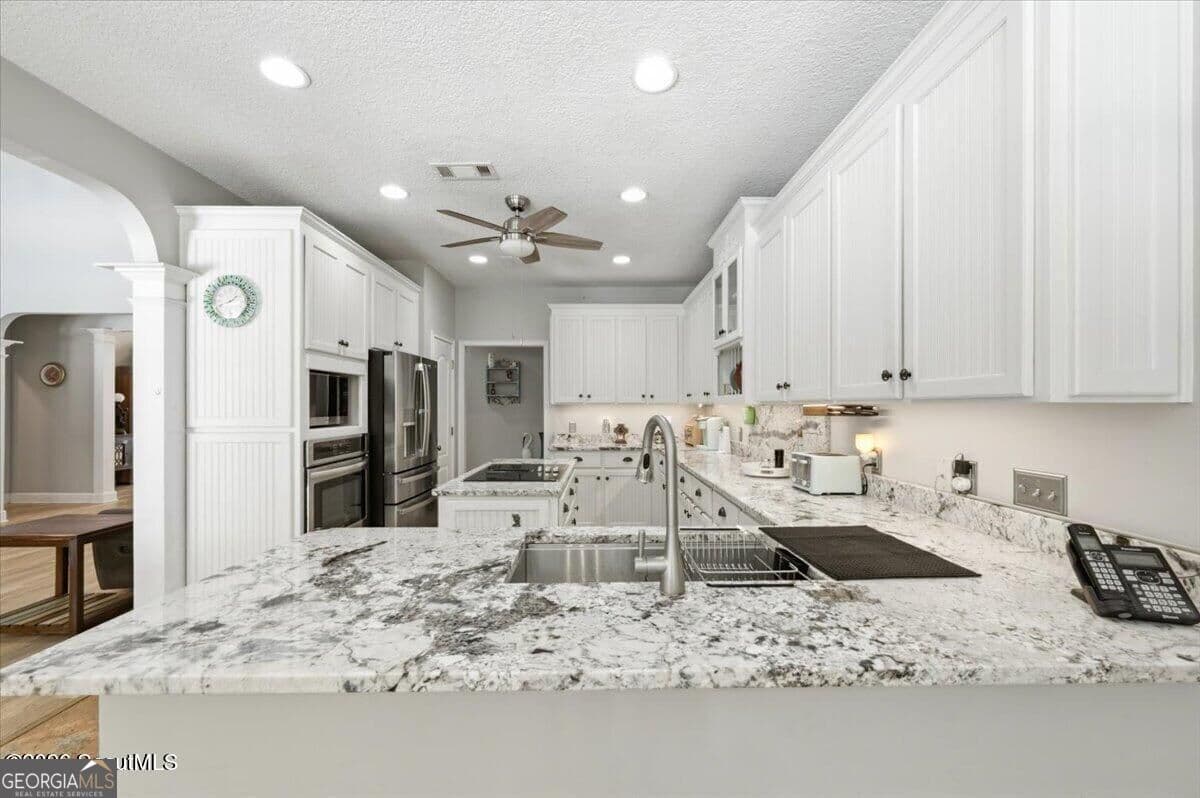 4 bedroom, 3 bathroom, 3,587 sq ft single family residence for sale at 102 Laurel Grove Road, Brunswick, GA 31523 — photo 10