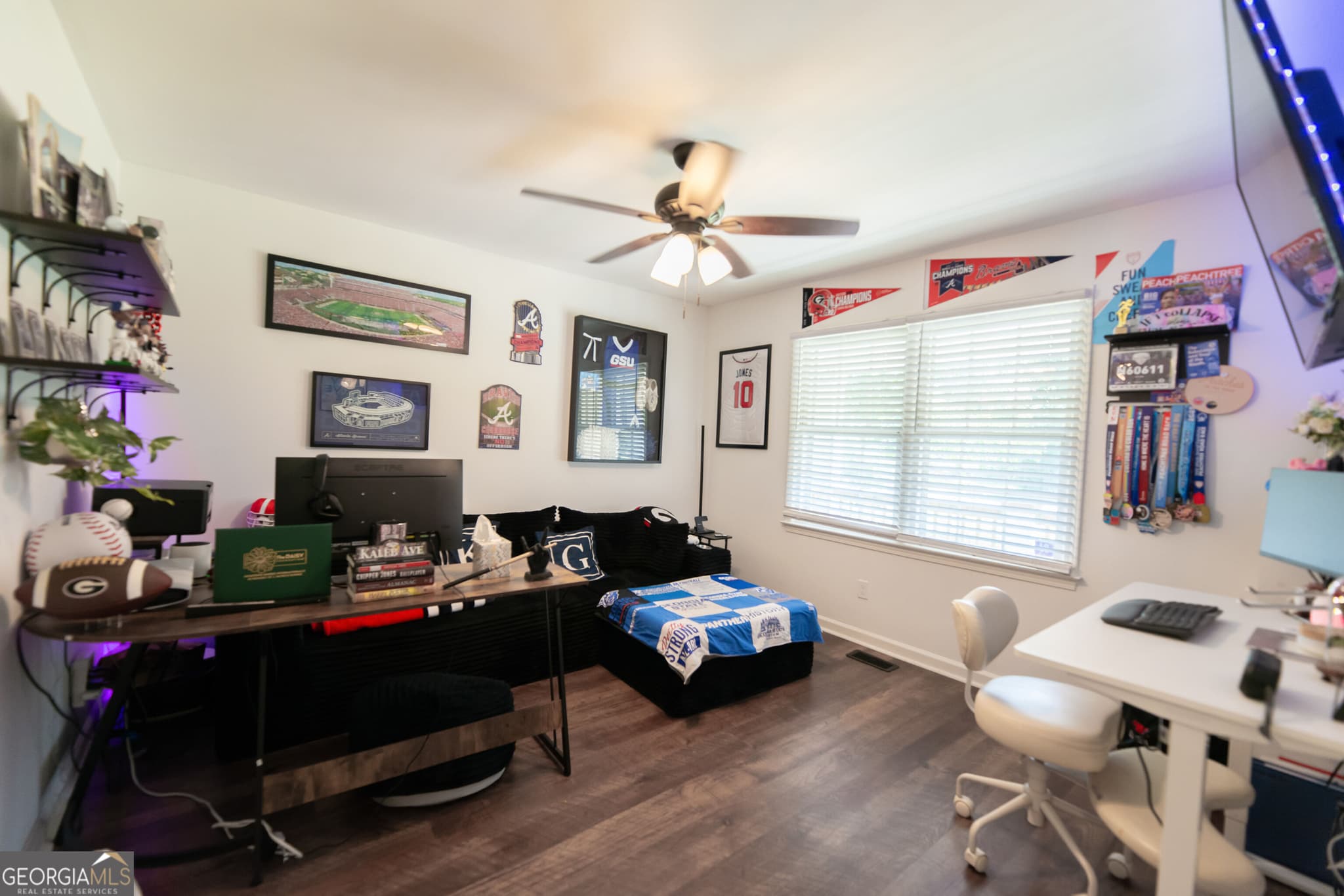 3 bedroom, 2 bathroom, 1,590 sq ft single family residence for sale at 60 Carriage Gate Drive, Sharpsburg, GA 30277 — photo 9