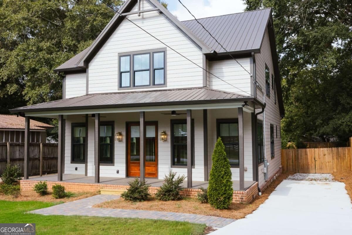 5 bedroom, 4 bathroom, 2,715 sq ft single family residence for sale at 189 Glenhaven Avenue, Athens, GA 30606 — photo 3