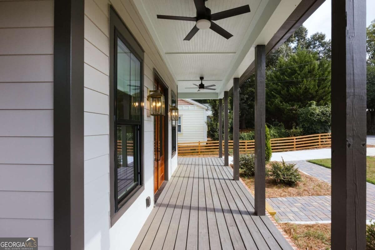 5 bedroom, 4 bathroom, 2,715 sq ft single family residence for sale at 189 Glenhaven Avenue, Athens, GA 30606 — photo 9
