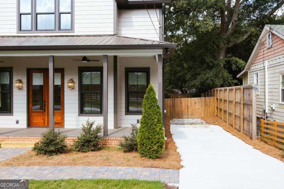 5 bedroom, 4 bathroom, 2,715 sq ft single family residence for sale at 189 Glenhaven Avenue, Athens, GA 30606 — photo 4