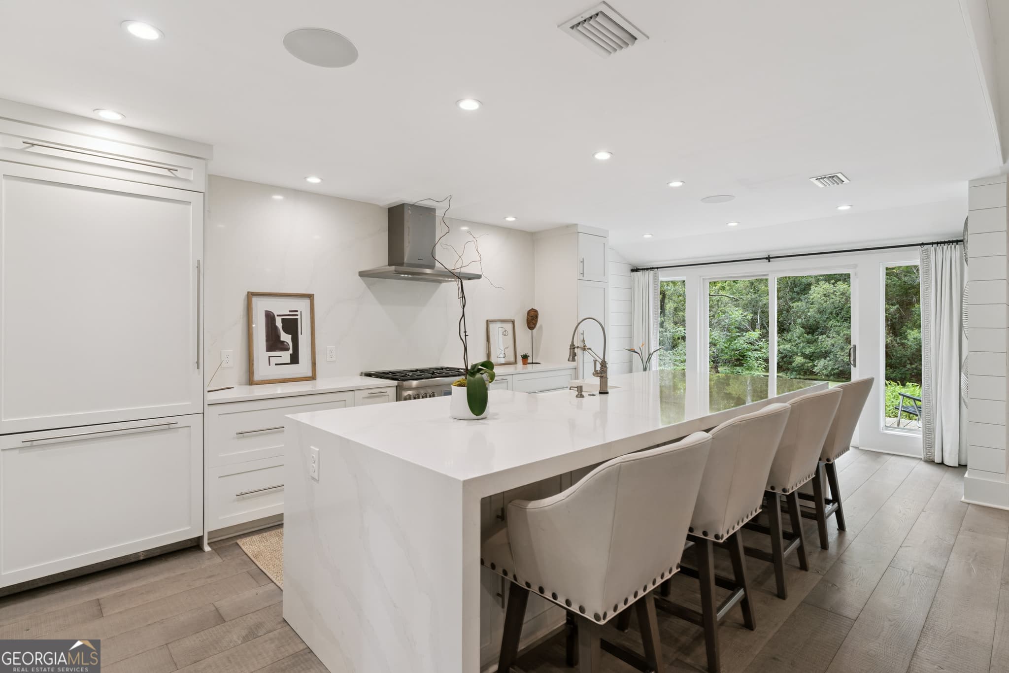 3 bedroom, 2.5 bathroom, 2,260 sq ft single family residence for sale at 4909 Frederica Road, St. Simons, GA 31522 — photo 9