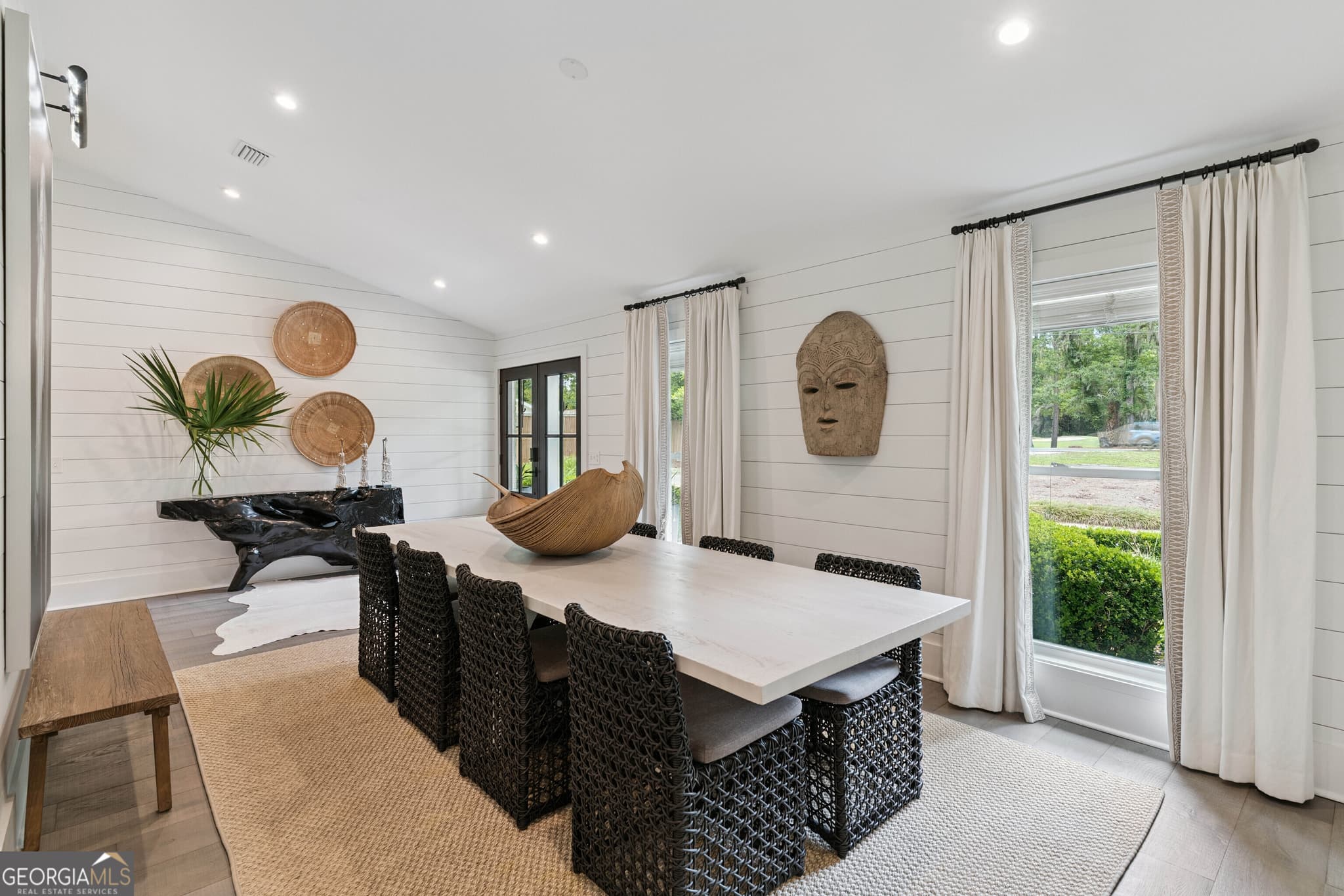 3 bedroom, 2.5 bathroom, 2,260 sq ft single family residence for sale at 4909 Frederica Road, St. Simons, GA 31522 — photo 8