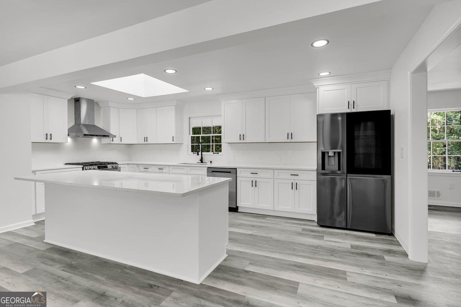 4 bedroom, 3.5 bathroom, 3,097 sq ft single family residence for sale at 165 N Morning Dove Drive, Fayetteville, GA 30215 — photo 7