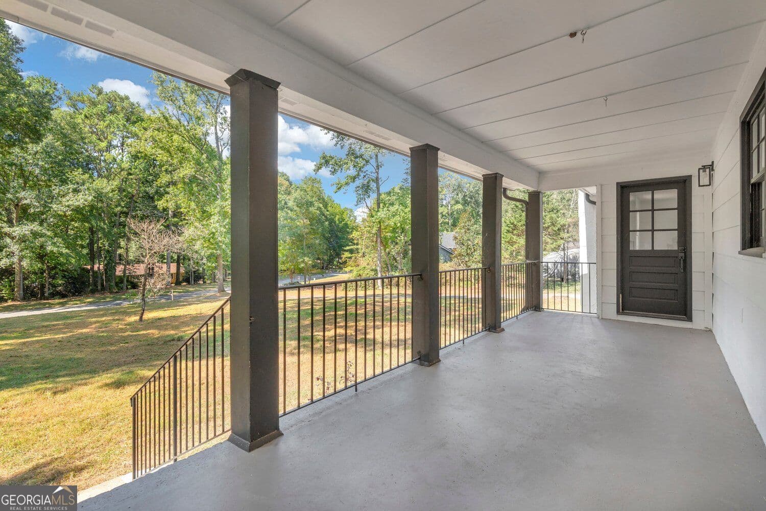 4 bedroom, 3.5 bathroom, 3,097 sq ft single family residence for sale at 165 N Morning Dove Drive, Fayetteville, GA 30215 — photo 4