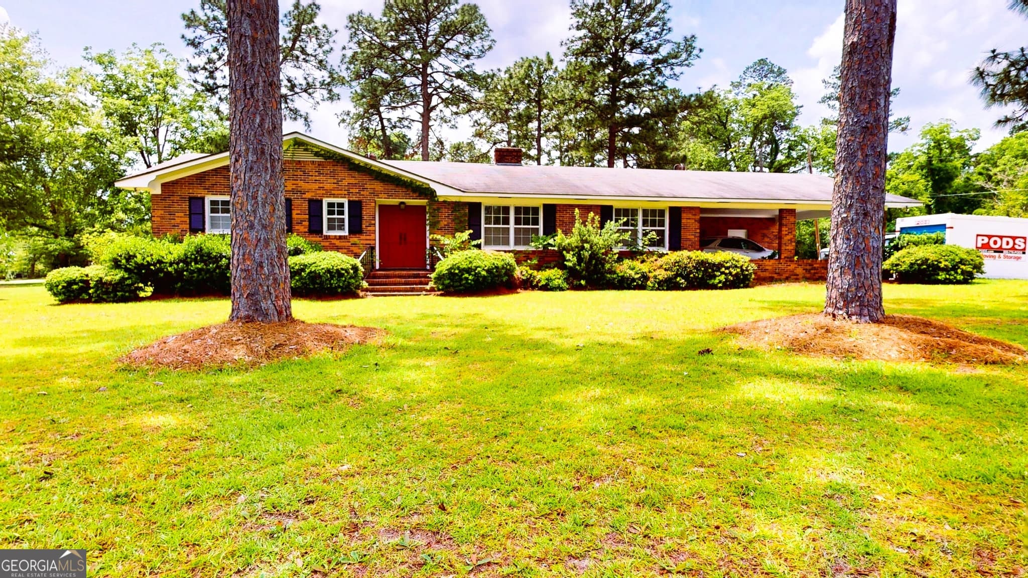 3 bedroom, 2 bathroom, 1,620 sq ft single family residence sold at 304 5th Avenue, Twin City, GA 30471