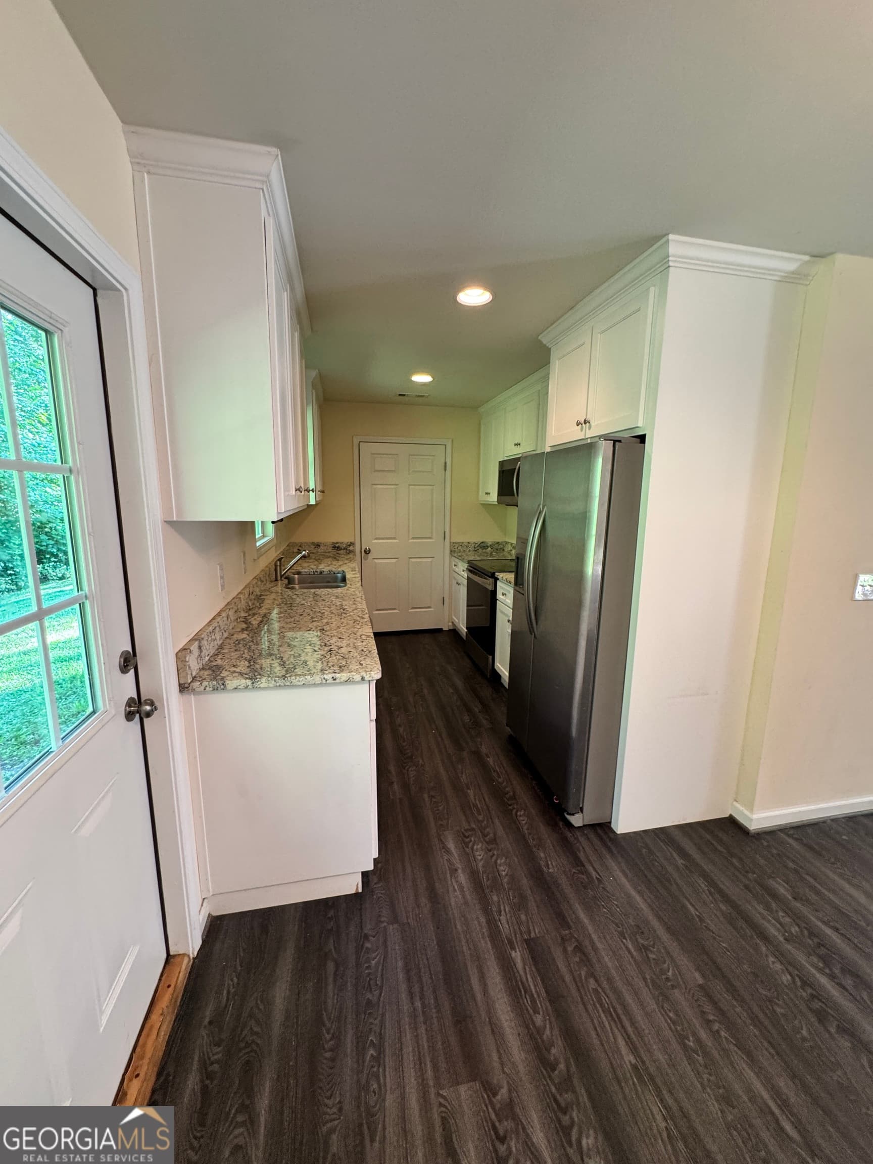 3 bedroom, 2 bathroom, 1,176 sq ft single family residence for rent at 451 Pony Lake Road, Dahlonega, GA 30533 for $2,100 a month — photo 2