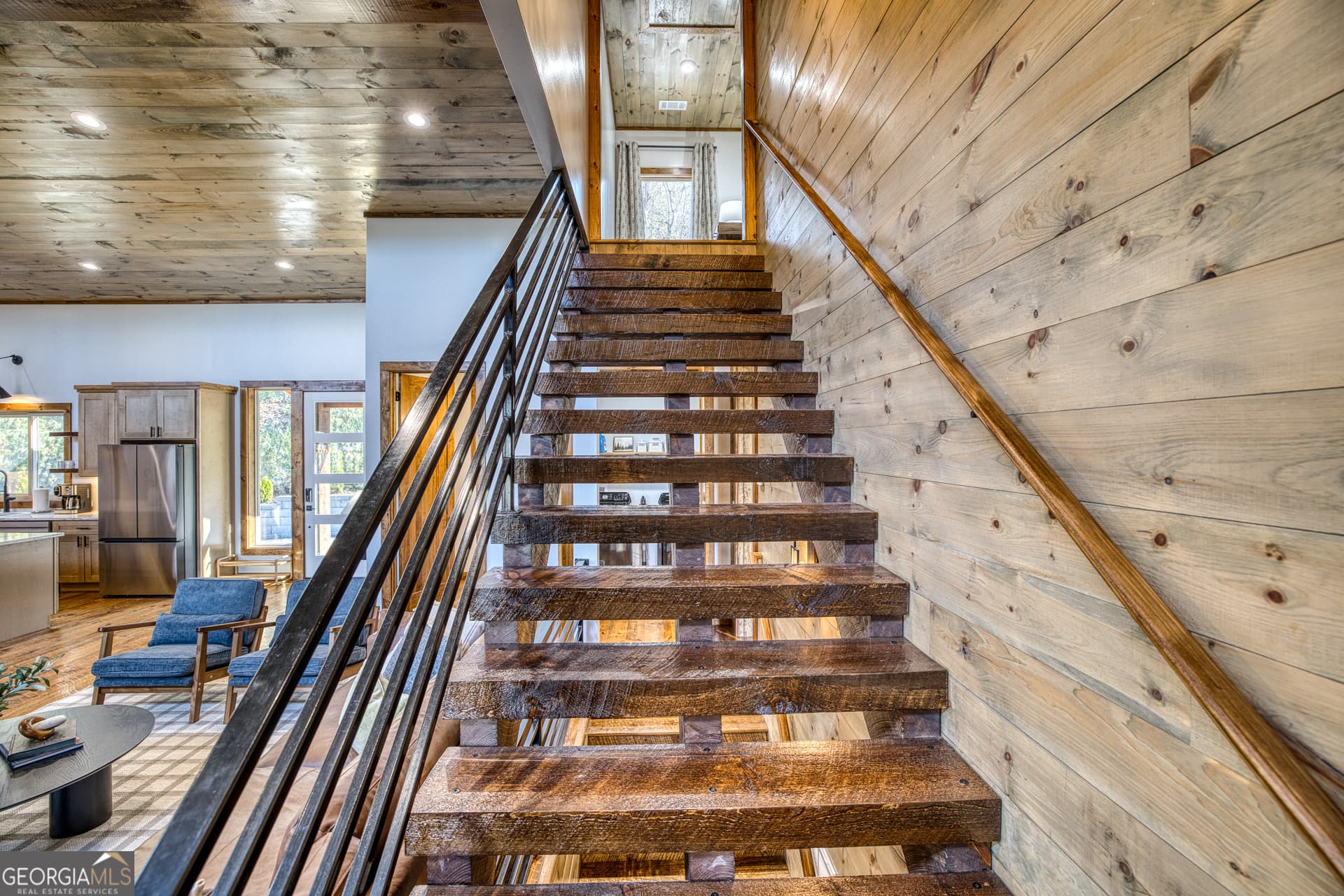 4 bedroom, 4.5 bathroom, 4,355 sq ft single family residence for sale at 1160 Mangums Trail, Blue Ridge, GA 30513 — photo 8