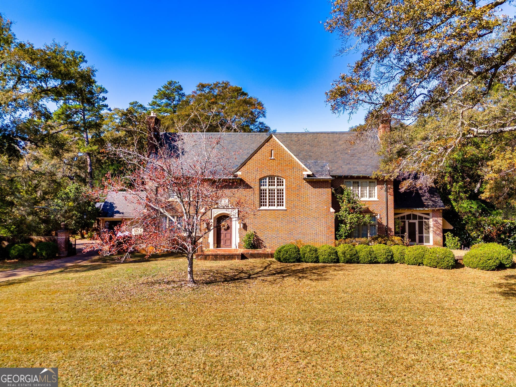 5 bedroom, 7 bathroom, 5,975 sq ft single family residence for sale at 300 Poplar Drive, Thomaston, GA 30286