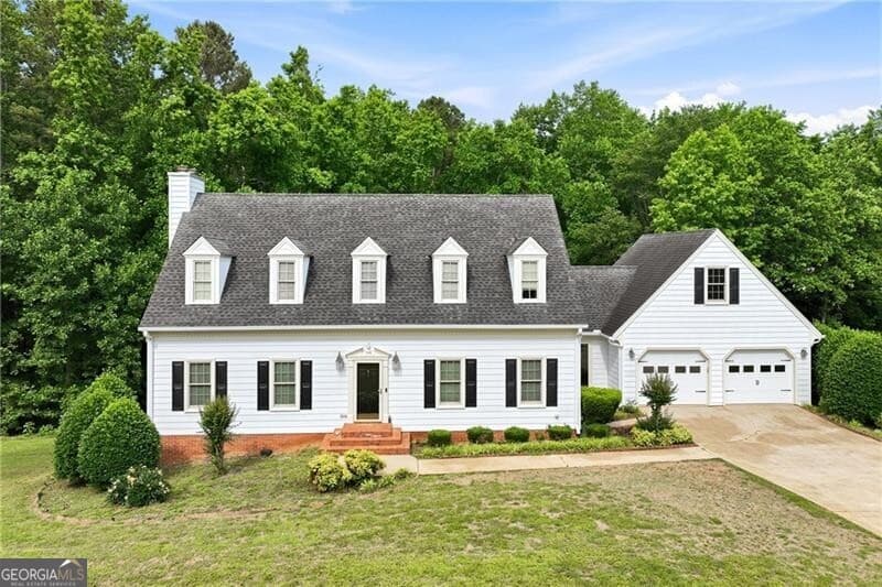 3 bedroom, 2.5 bathroom, 2,645 sq ft single family residence sold at 3608 Maple Forge Lane, Gainesville, GA 30504