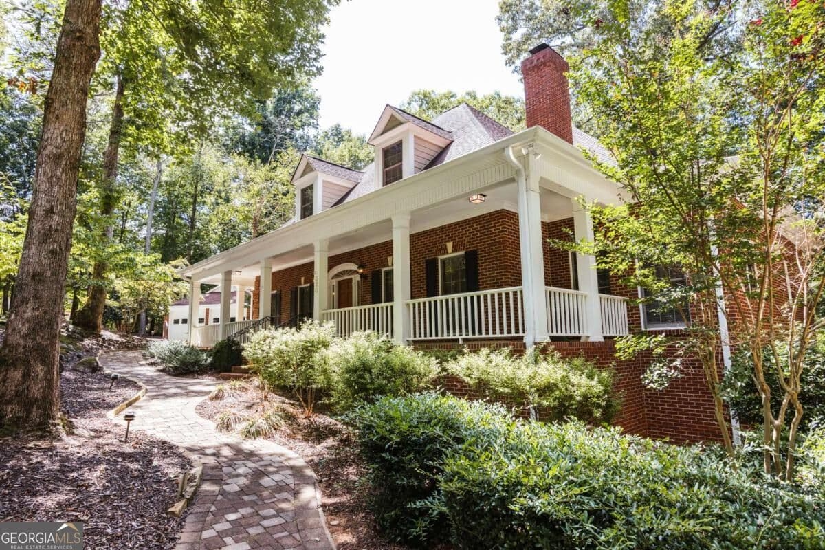 4 bedroom, 4.5 bathroom, 5,710 sq ft single family residence for sale at 320 Millstone Circle, Athens, GA 30605 — photo 6