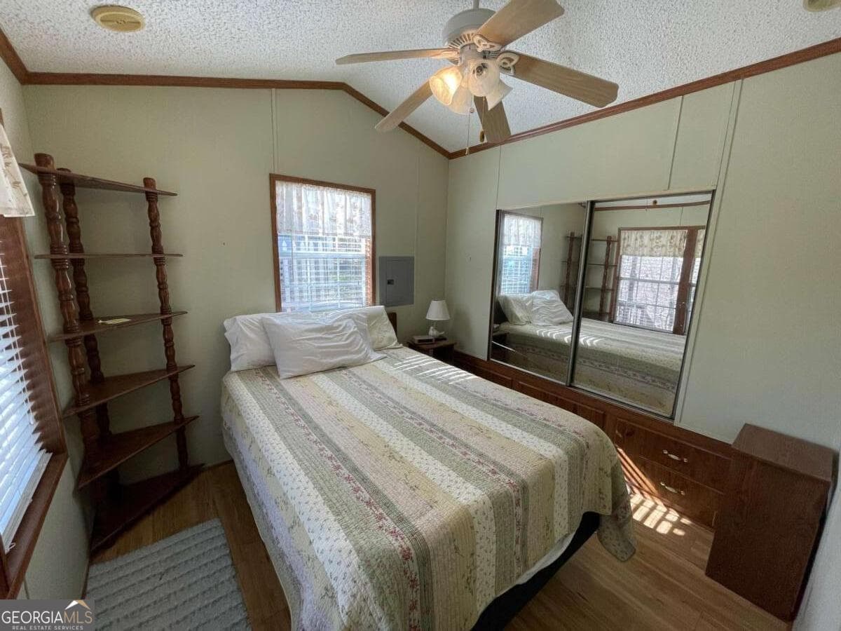 1 bedroom, 1 bathroom, 400 sq ft manufactured home,single family residence for sale at 20 Clipper Circle, Hartwell, GA 30643 — photo 9