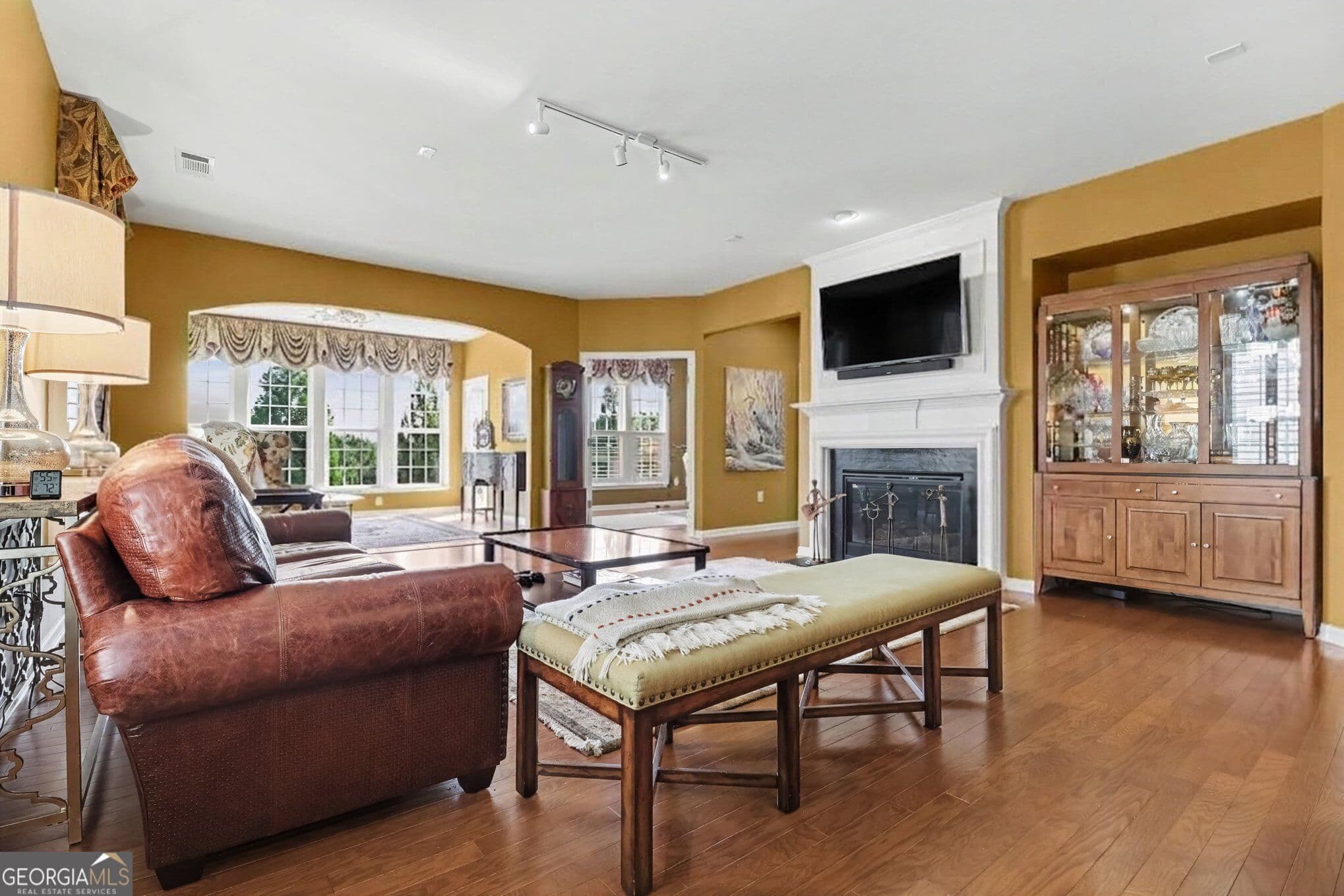 3 bedroom, 3 bathroom, 3,704 sq ft single family residence for sale at 6667 Fawn Meadow Lane, Hoschton, GA 30548 — photo 10
