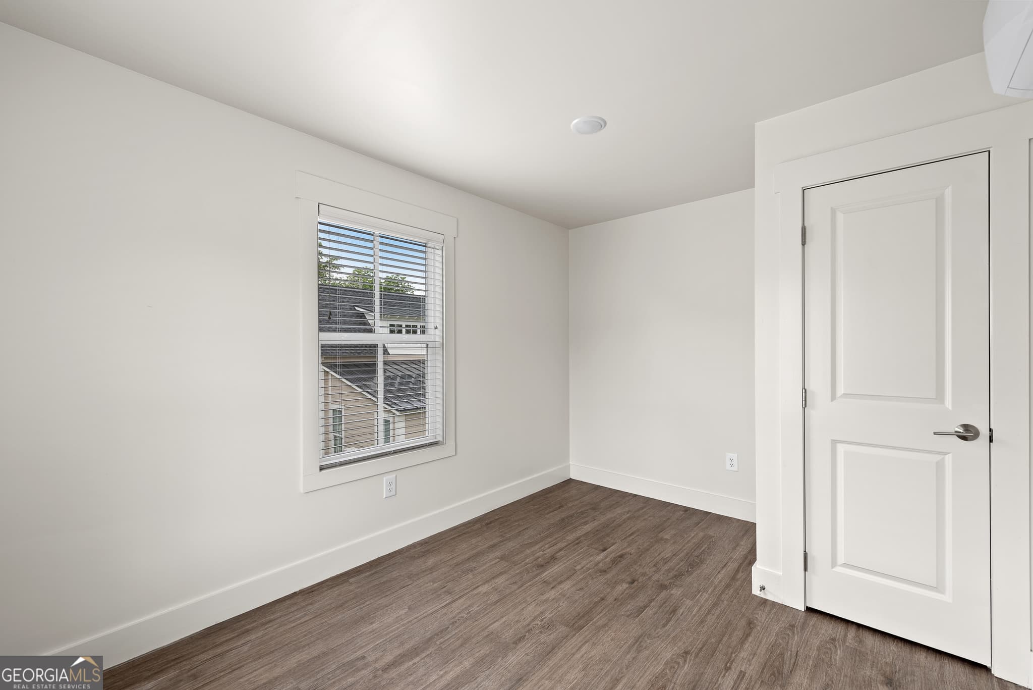 1 bedroom, 1 bathroom, 398 sq ft single family residence for rent at 707A Jefferson Street, Lagrange, GA 30240 for $1,095 a month — photo 10