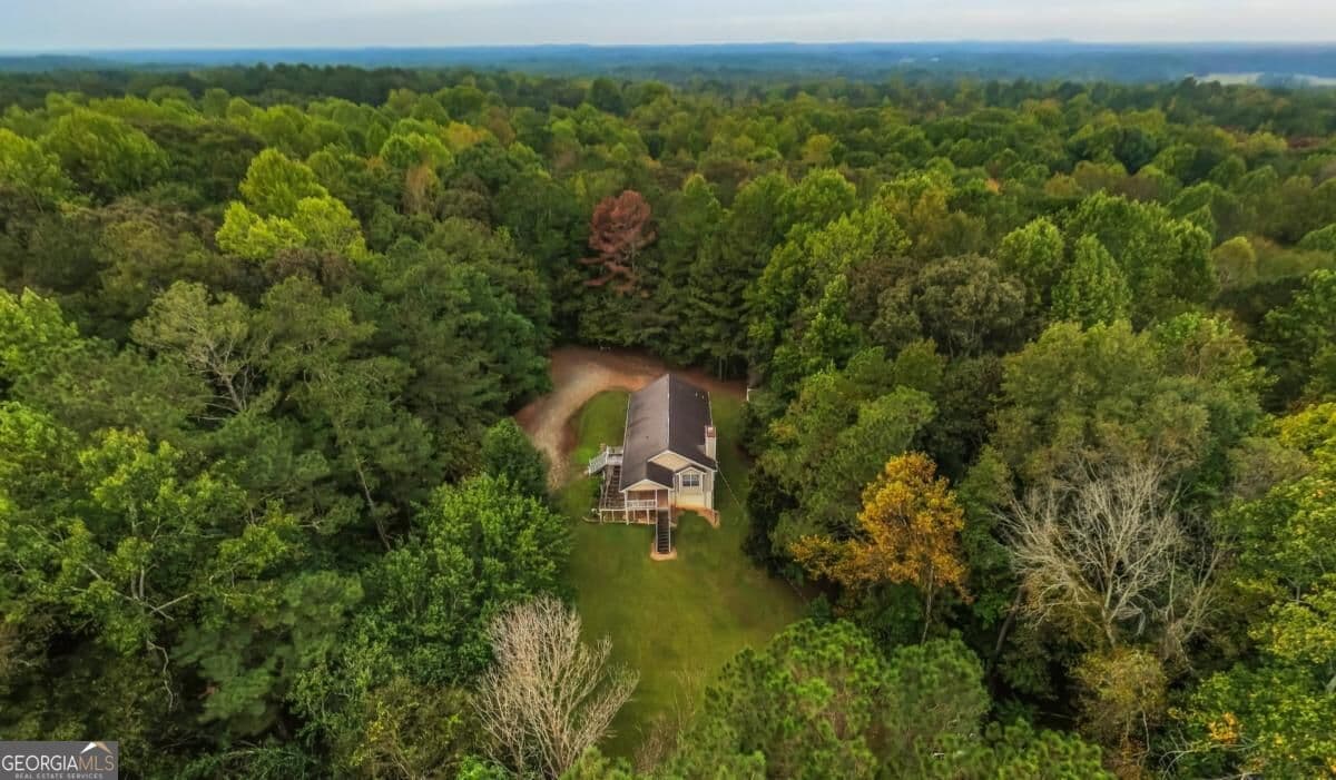 3 bedroom, 2 bathroom, 1,222 sq ft single family residence for sale at 3018 Shady Grove Road, Carrollton, GA 30116 — photo 7