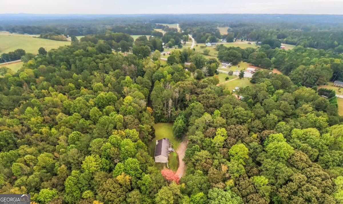 3 bedroom, 2 bathroom, 1,222 sq ft single family residence for sale at 3018 Shady Grove Road, Carrollton, GA 30116 — photo 8