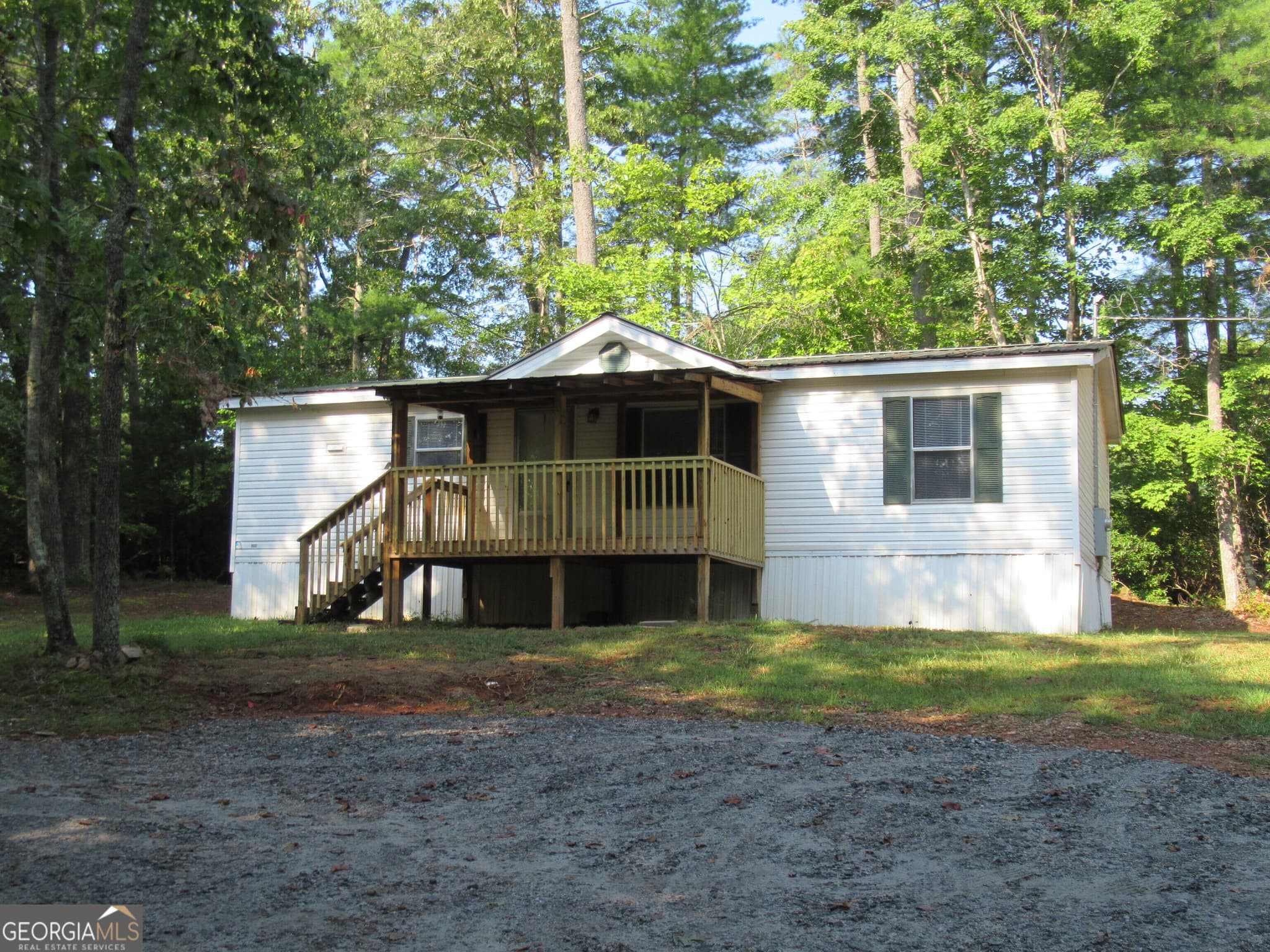 3 bedroom, 2 bathroom, 960 sq ft manufactured home,single family residence for rent at 93 Mitchell Road, Dahlonega, GA 30533 for $1,600 a month — photo 1 of 1