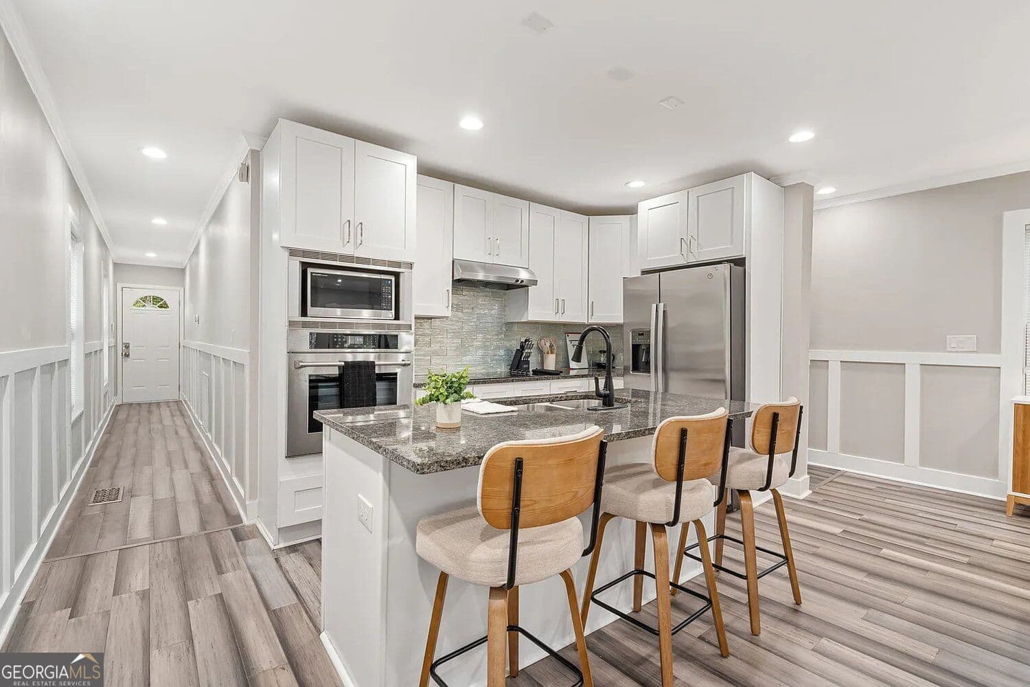 4 bedroom, 3.5 bathroom, 2,108 sq ft single family residence for sale at 1409 Bridges Avenue, Atlanta, GA 30310 — photo 7
