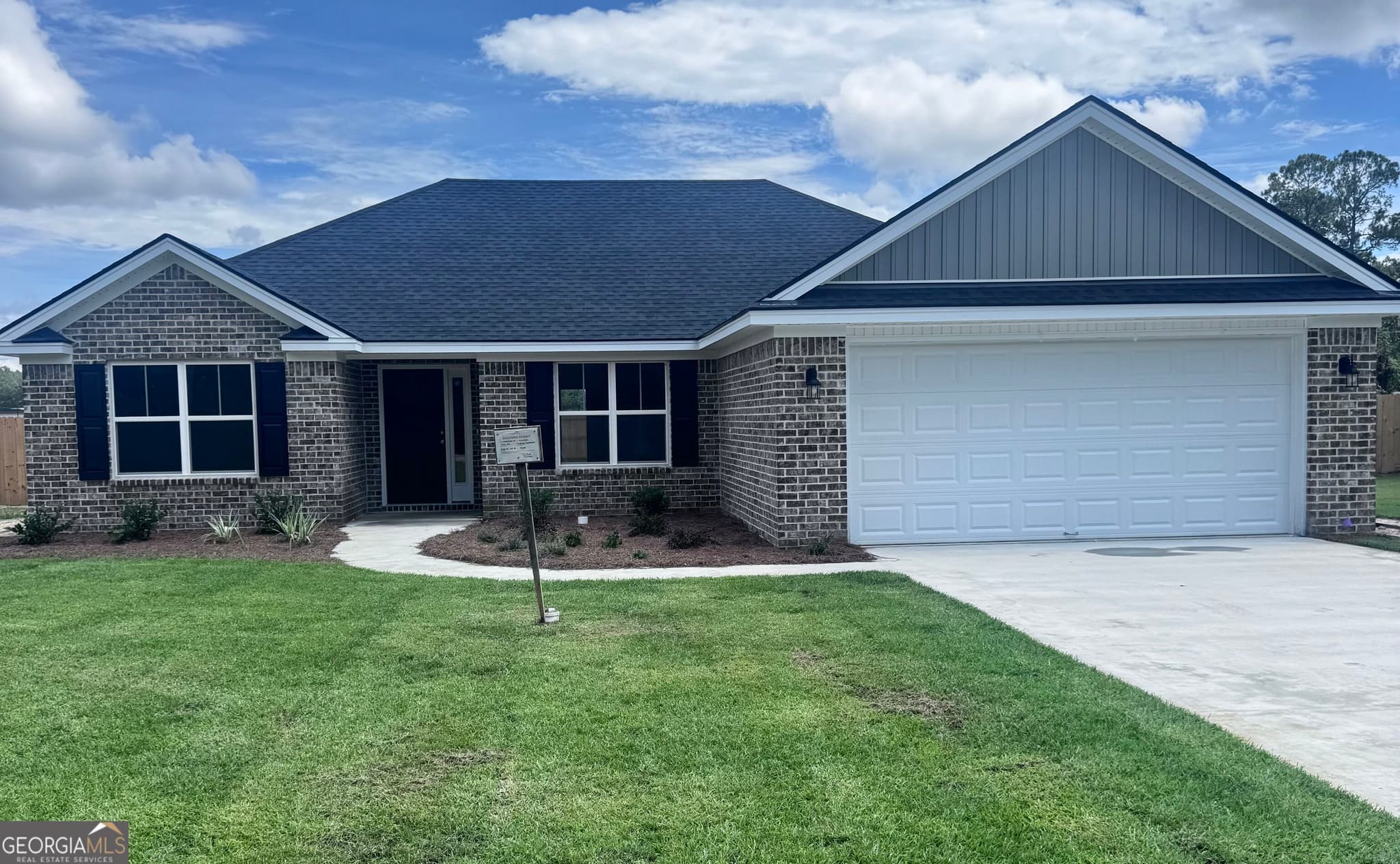 3 bedroom, 2 bathroom, 1,512 sq ft single family residence under contract at 106 Esther Avenue, Reidsville, GA 30453