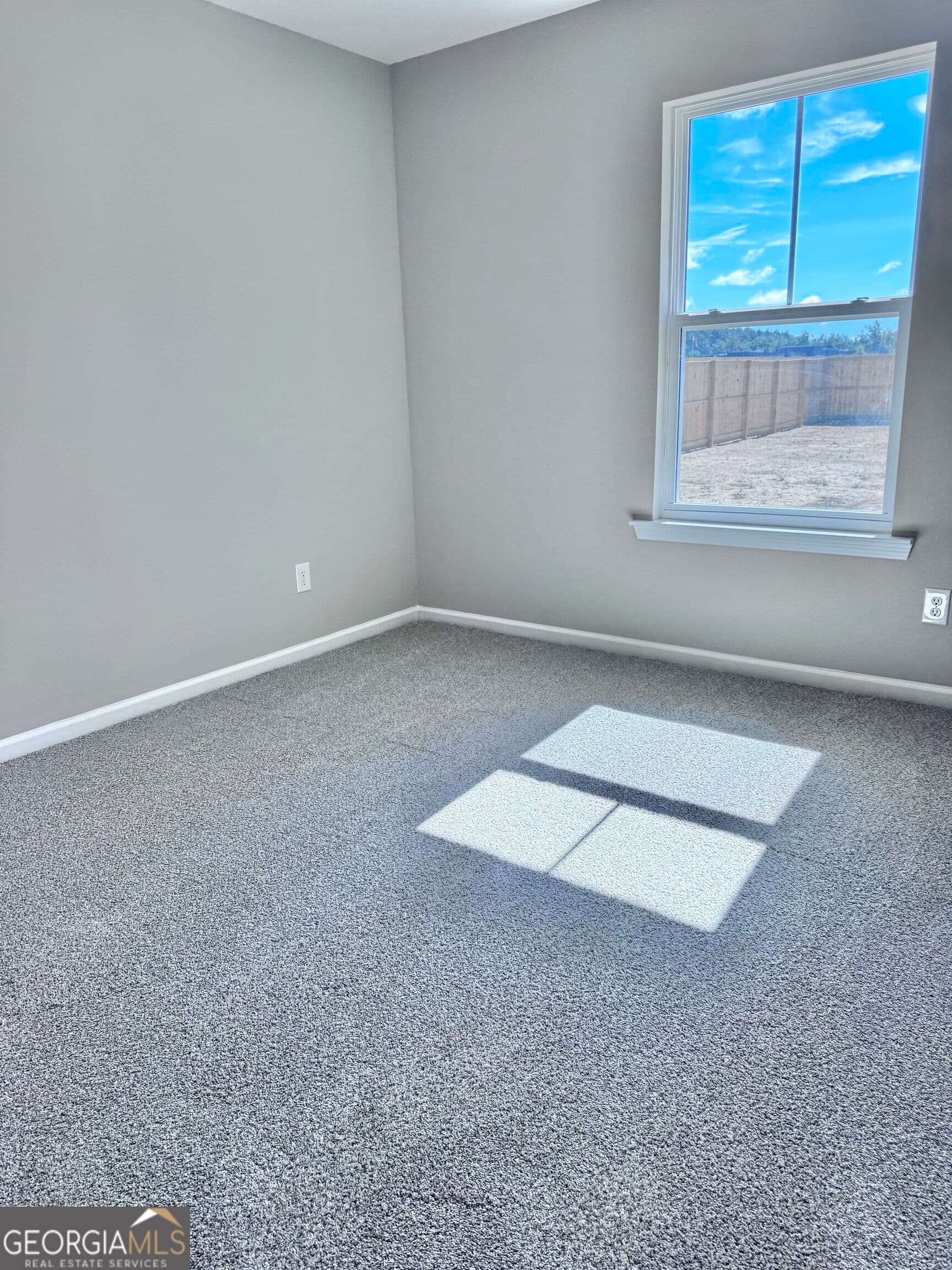 3 bedroom, 2 bathroom, 1,512 sq ft single family residence under contract at 106 Esther Avenue, Reidsville, GA 30453 — photo 10