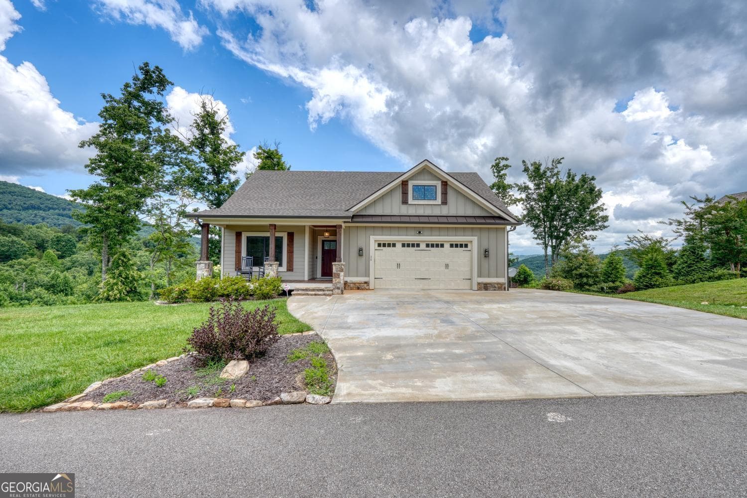 3 bedroom, 3 bathroom, 3,142 sq ft single family residence for sale at 25 Ivy Log Heights SPUR 11, Young Harris, GA 30582 — photo 3