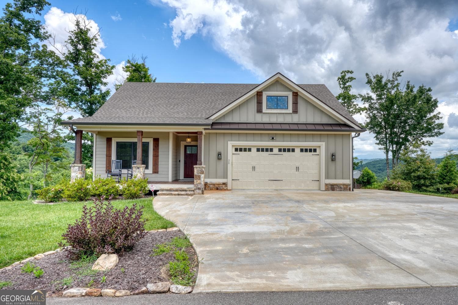 3 bedroom, 3 bathroom, 3,142 sq ft single family residence for sale at 25 Ivy Log Heights SPUR 11, Young Harris, GA 30582 — photo 5