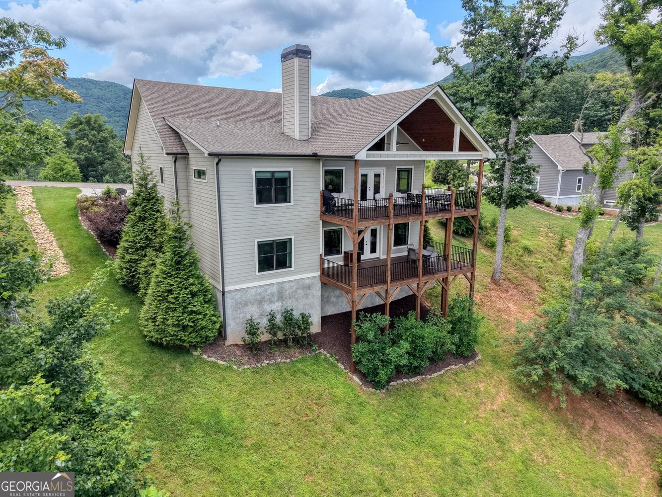 3 bedroom, 3 bathroom, 3,142 sq ft single family residence for sale at 25 Ivy Log Heights SPUR 11, Young Harris, GA 30582 — photo 10