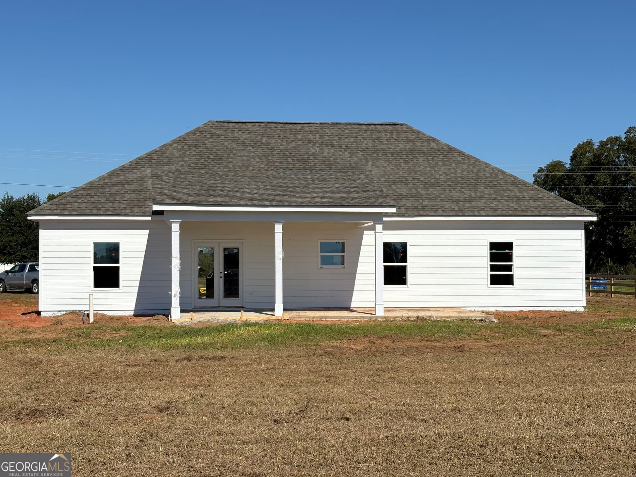 3 bedroom, 2 bathroom, 1,600 sq ft single family residence for sale at 363 Black Springs Road, Milledgeville, GA 31061 — photo 2