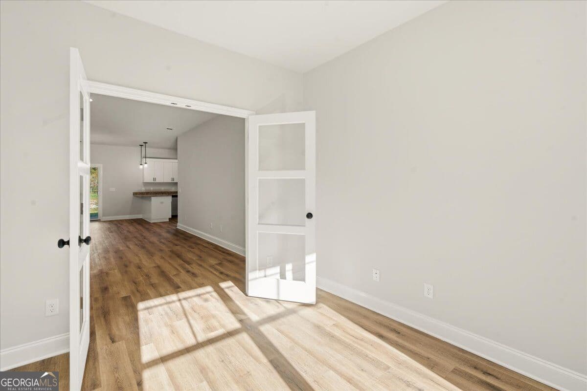 3 bedroom, 2 bathroom, 1,662 sq ft single family residence for sale at 125 Friendship Road, Sylvania, GA 30467 — photo 6