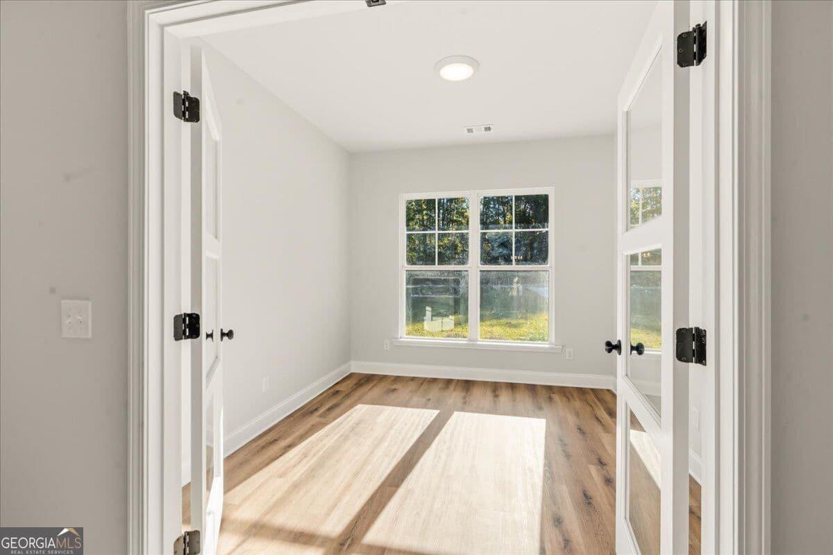 3 bedroom, 2 bathroom, 1,662 sq ft single family residence for sale at 125 Friendship Road, Sylvania, GA 30467 — photo 5