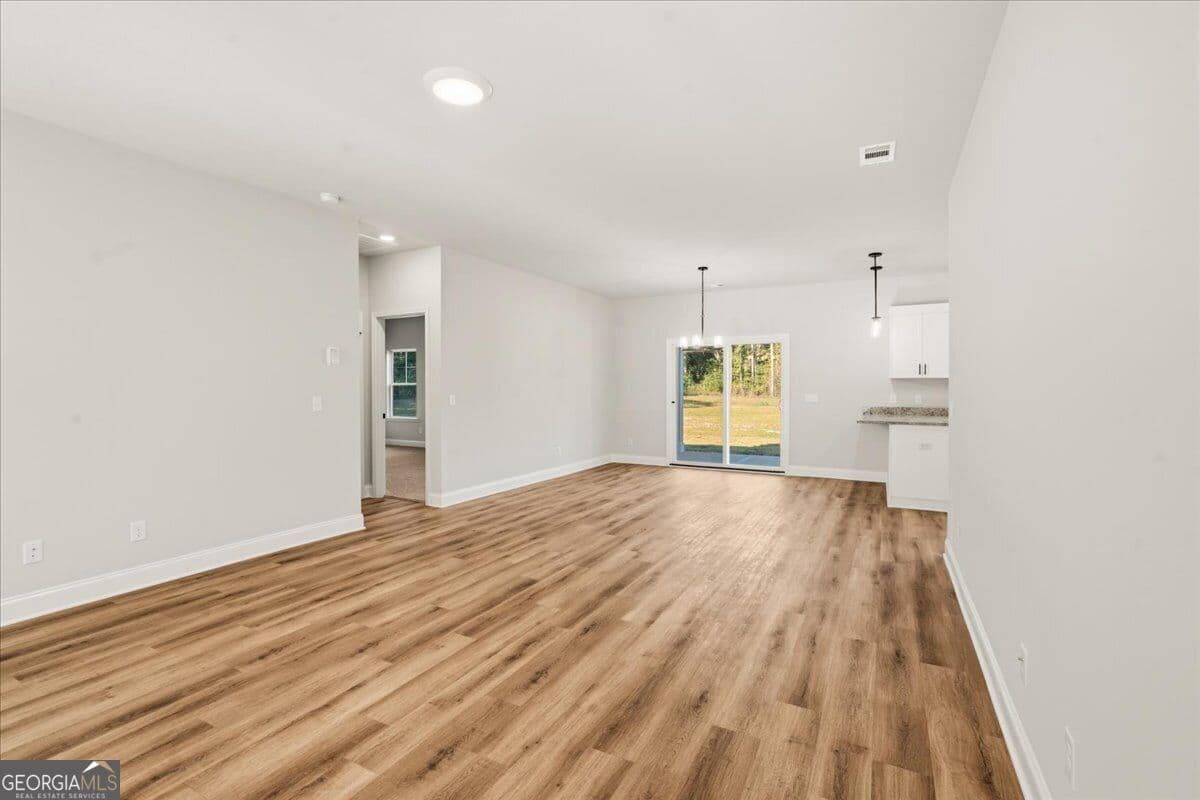 3 bedroom, 2 bathroom, 1,662 sq ft single family residence for sale at 125 Friendship Road, Sylvania, GA 30467 — photo 8