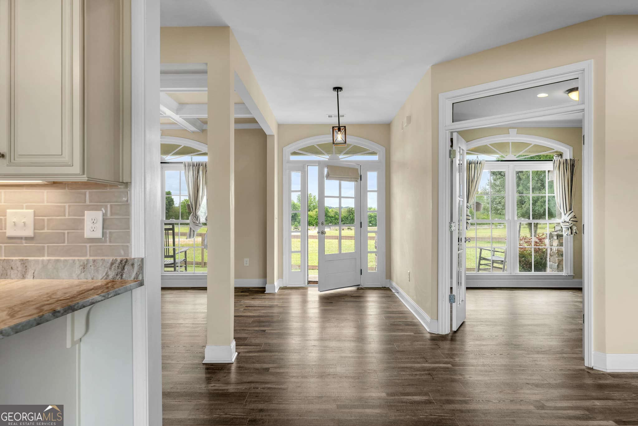 4 bedroom, 3.5 bathroom, 3,211 sq ft farm for sale at 180 Spears Lane, Mansfield, GA 30055 — photo 5