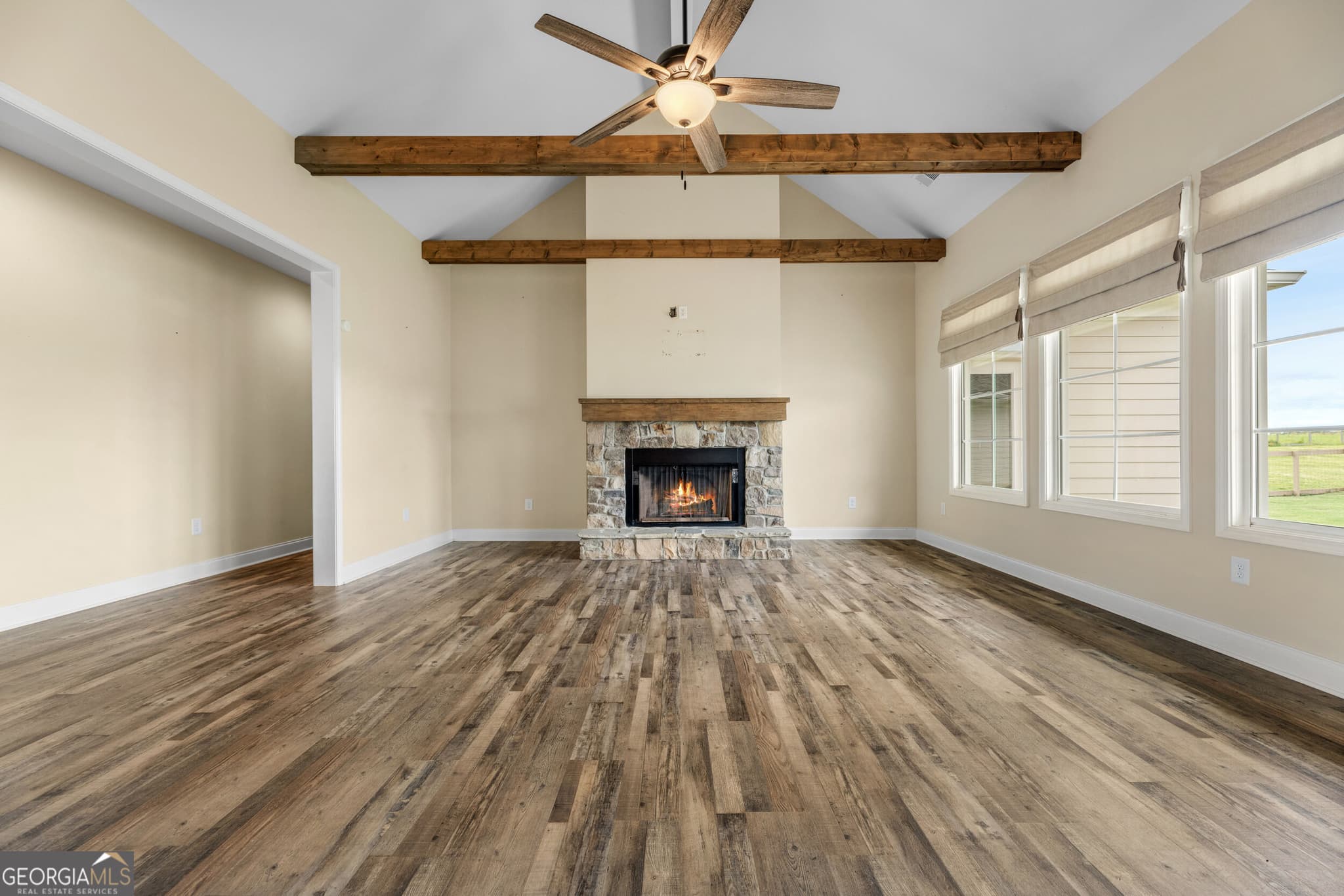 4 bedroom, 3.5 bathroom, 3,211 sq ft farm for sale at 180 Spears Lane, Mansfield, GA 30055 — photo 10