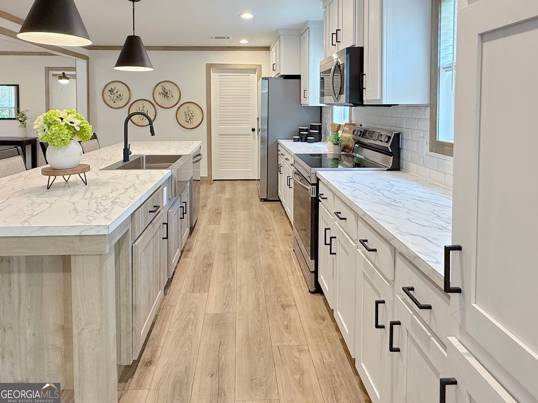 3 bedroom, 2 bathroom, 1,680 sq ft manufactured home,single family residence for sale at 415 Oliver Road, Barnesville, GA 30204 — photo 6