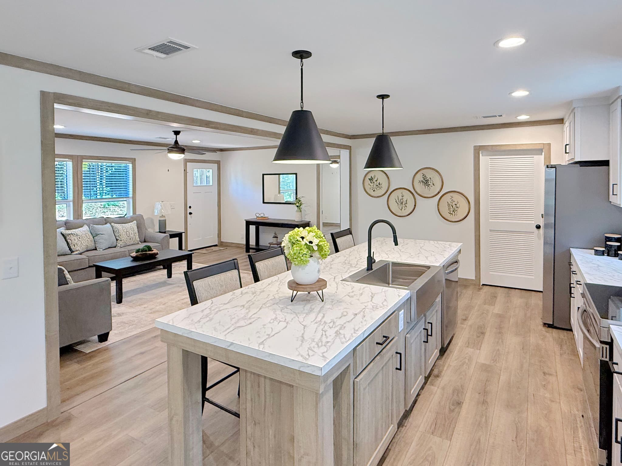 3 bedroom, 2 bathroom, 1,680 sq ft manufactured home,single family residence for sale at 415 Oliver Road, Barnesville, GA 30204 — photo 5