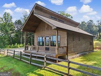 3 bedroom, 2 bathroom, 1,304 sq ft cabin,single family residence for sale at 60 Oak Forest Circle, Hayesville, NC 28904