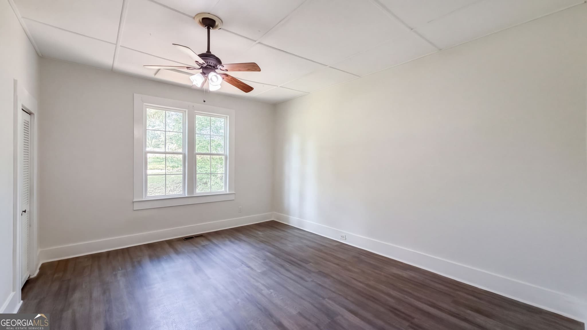 3 bedroom, 2 bathroom, 2,093 sq ft single family residence for sale at 289 Almon Road, Covington, GA 30014 — photo 4