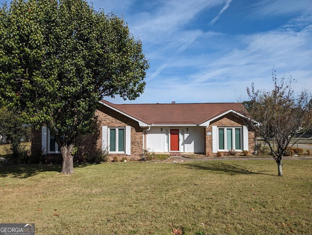 3 bedroom, 2 bathroom, 1,931 sq ft single family residence sold at 5401 Susan Lane, Columbus, GA 31907