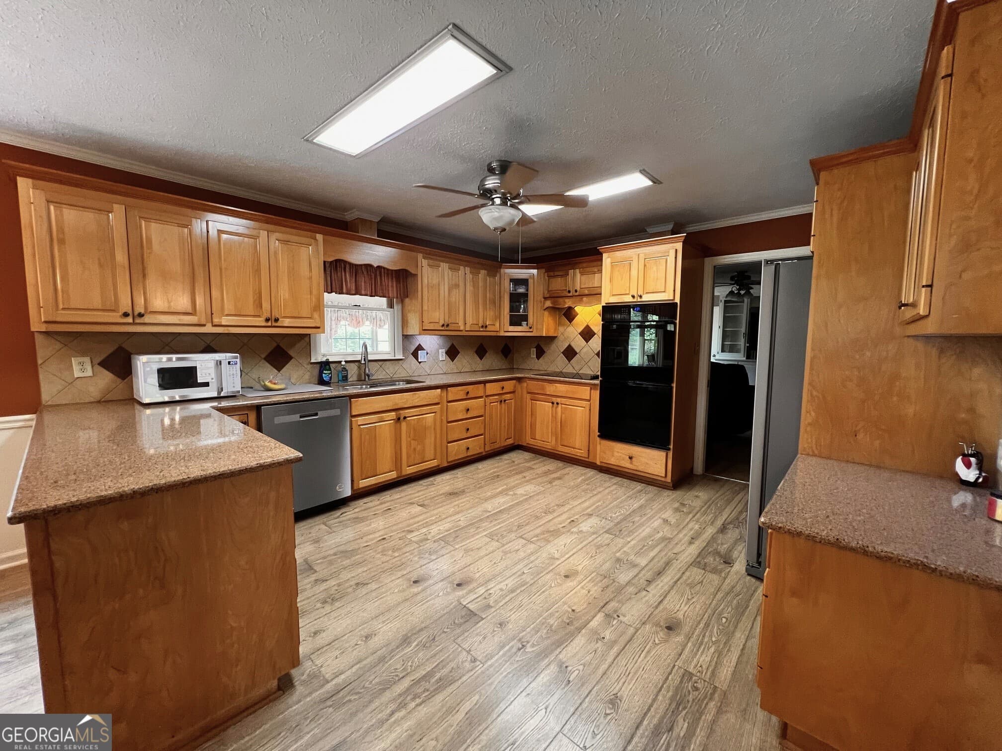 5 bedroom, 3 bathroom, 3,388 sq ft single family residence for sale at 105 Olympia Drive, Thomaston, GA 30286 — photo 8