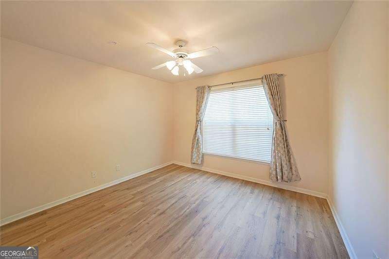 2 bedroom, 2 bathroom, 1,332 sq ft condominium for sale at 3150 WOODWALK Drive 3112, Atlanta, GA 30339 — photo 6
