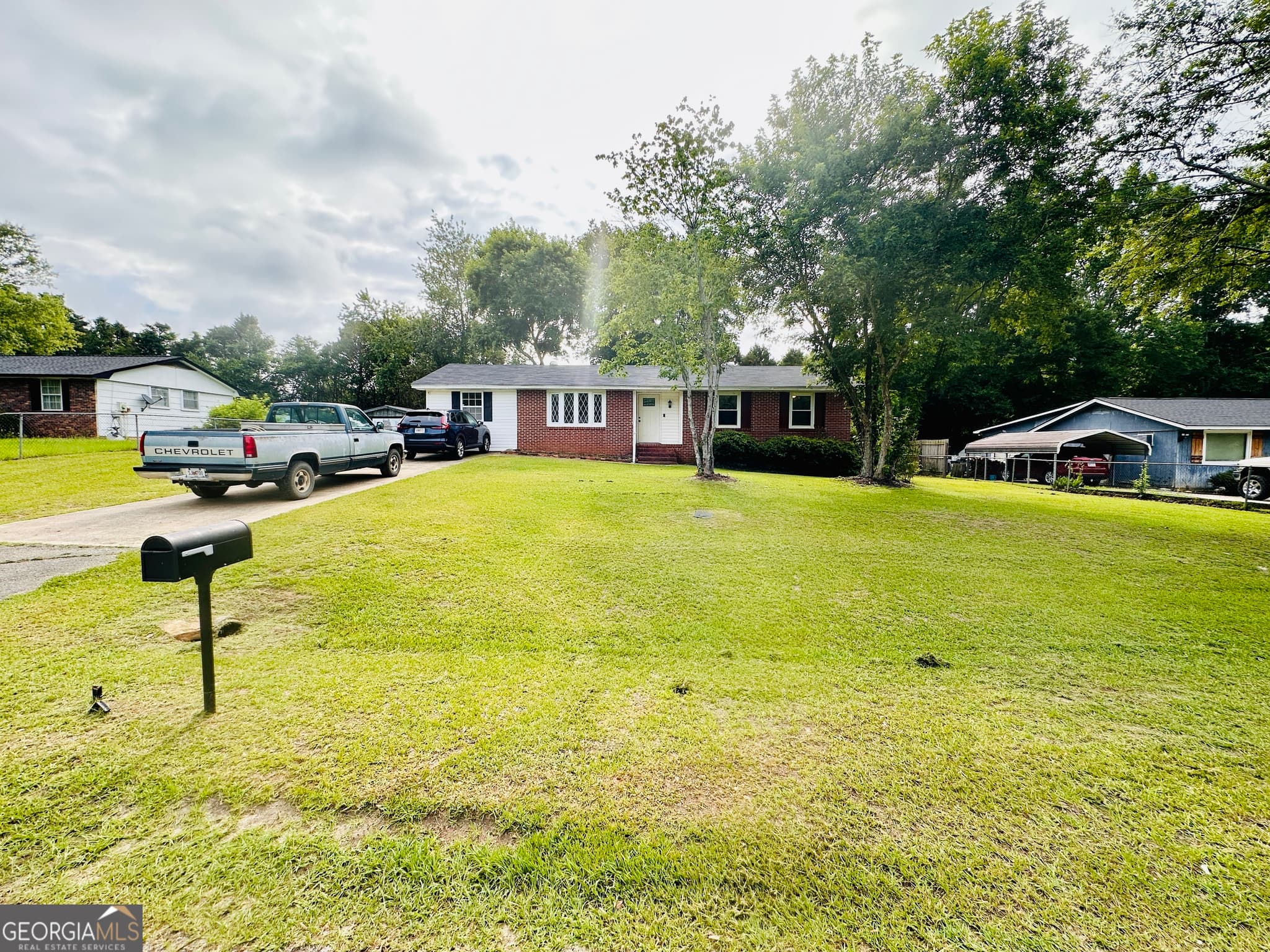 4 bedroom, 1.5 bathroom, 1,380 sq ft single family residence sold at 213 Hilltop Drive, Perry, GA 31069