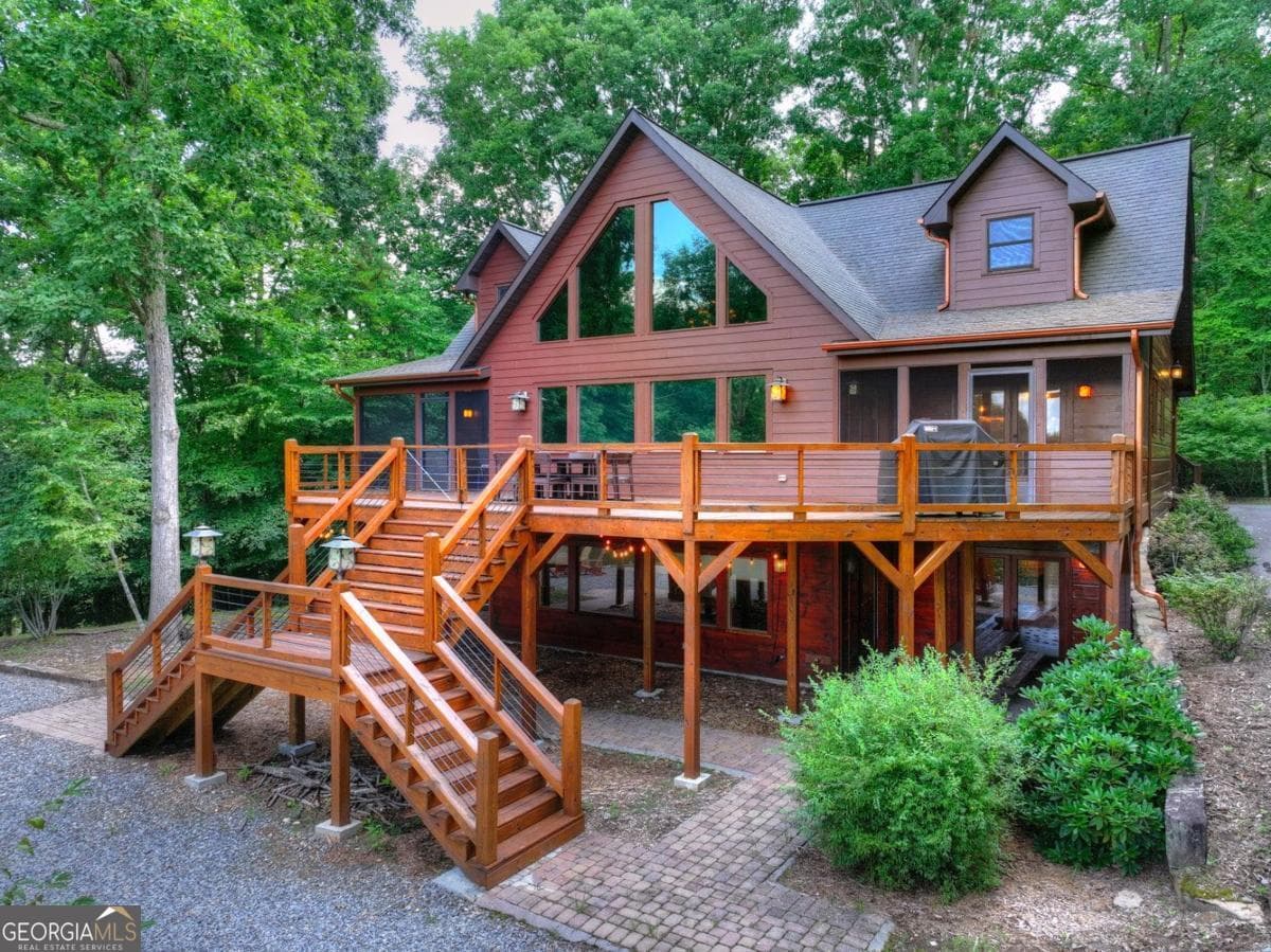 5 bedroom, 3.5 bathroom, 3,937 sq ft cabin,single family residence for sale at 85 Squirrel Chase, Morganton, GA 30560 — photo 7