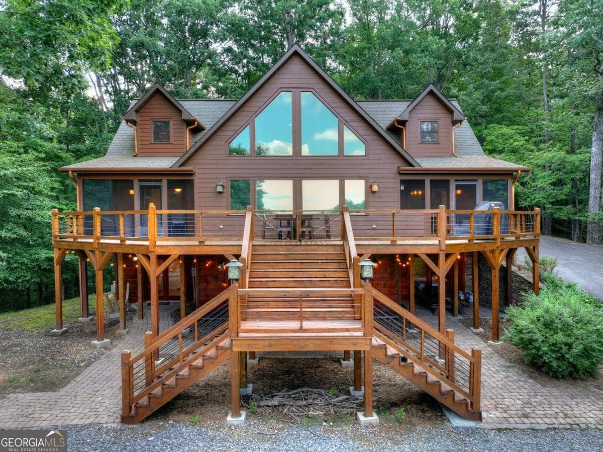5 bedroom, 3.5 bathroom, 3,937 sq ft cabin,single family residence for sale at 85 Squirrel Chase, Morganton, GA 30560 — photo 1 of 67