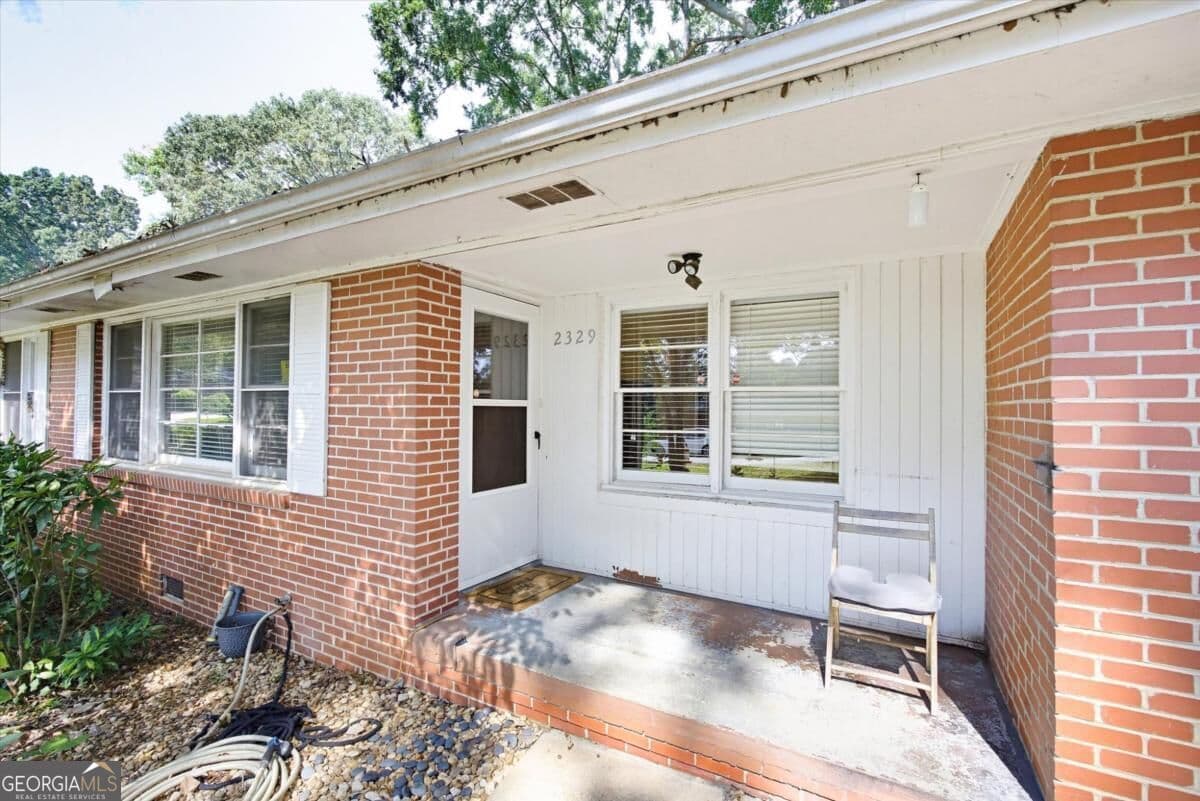 3 bedroom, 1 bathroom single family residence for sale at 2329 Engineers Drive, Marietta, GA 30067 — photo 3