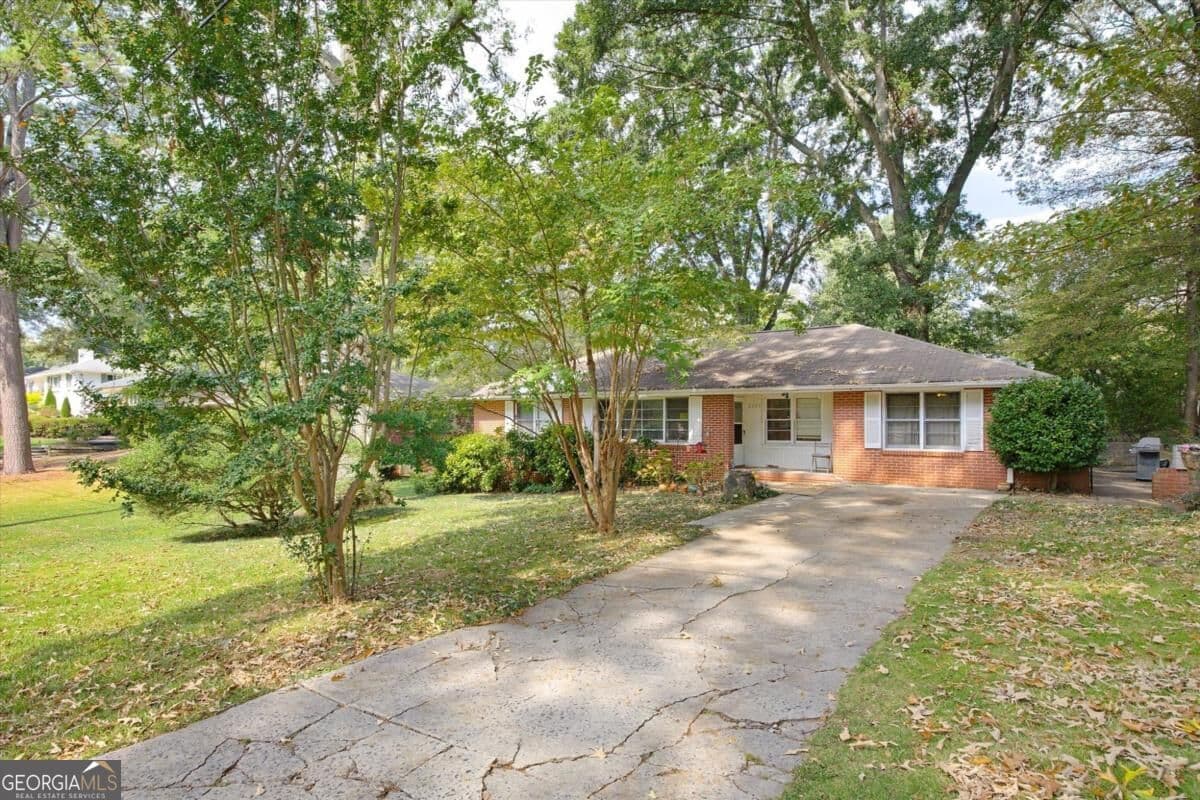3 bedroom, 1 bathroom single family residence for sale at 2329 Engineers Drive, Marietta, GA 30067