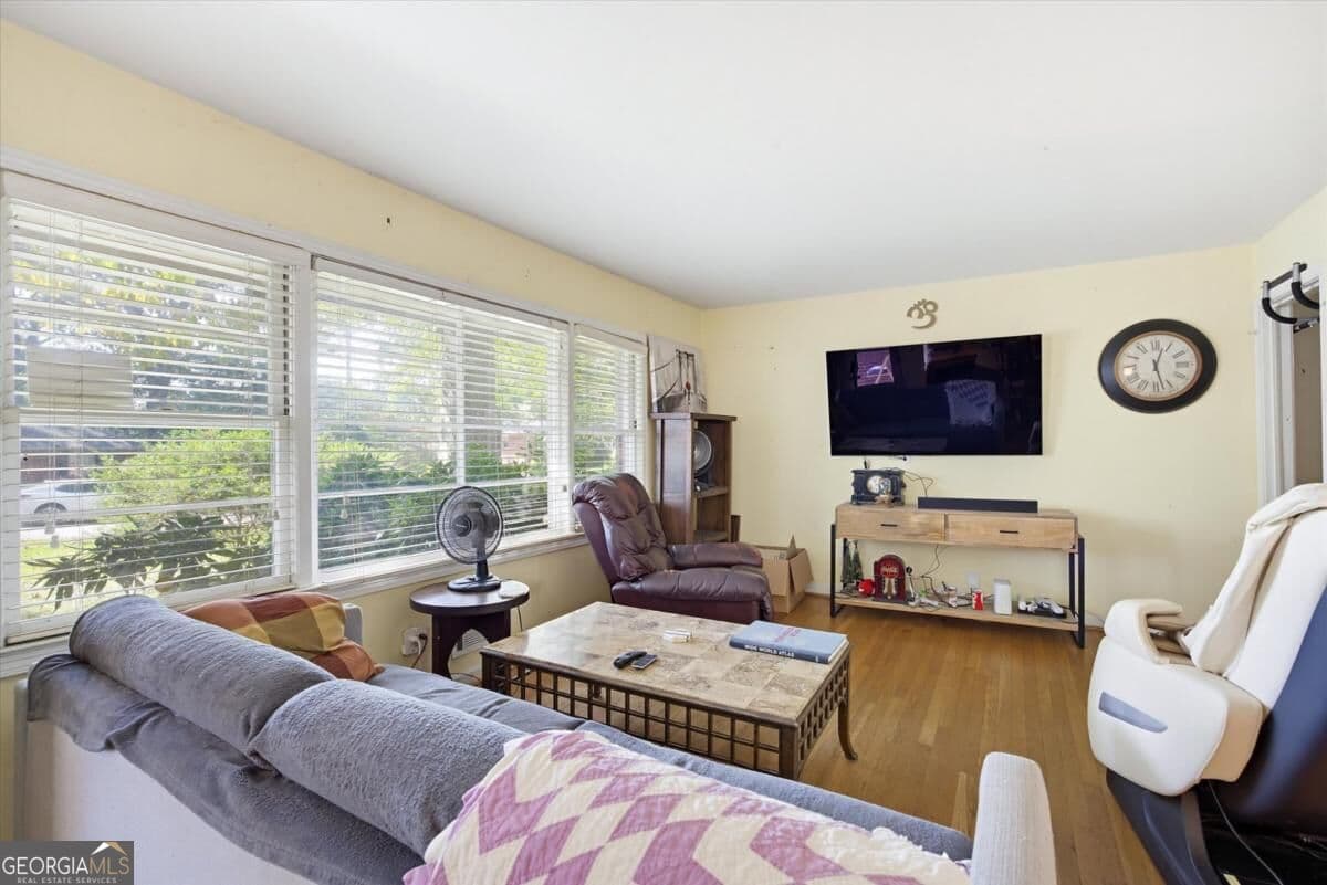 3 bedroom, 1 bathroom single family residence for sale at 2329 Engineers Drive, Marietta, GA 30067 — photo 5