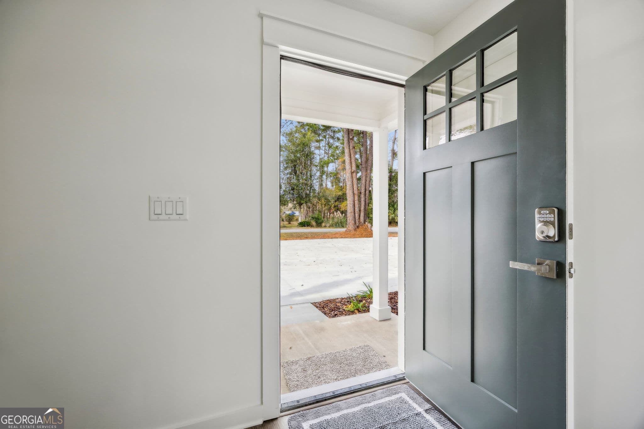 3 bedroom, 2.5 bathroom, 1,220 sq ft single family residence for sale at 162 Clarks Bluff Road, Kingsland, GA 31548 — photo 5
