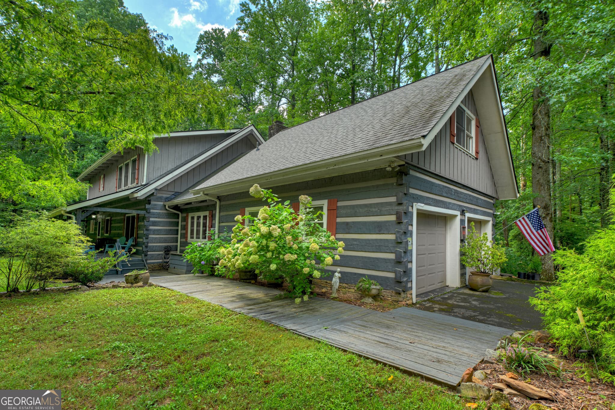 4 bedroom, 3.5 bathroom, 4,452 sq ft cabin,single family residence for sale at 606 Johntown Road, Ellijay, GA 30536 — photo 5