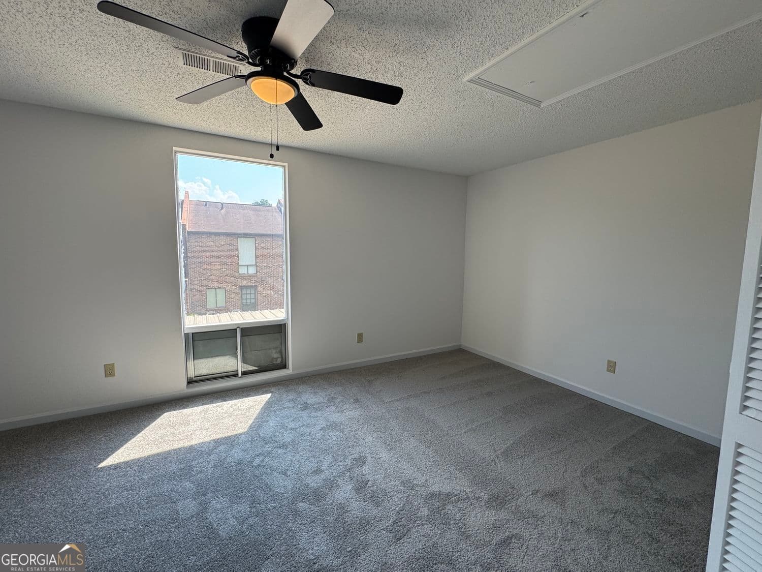 2 bedroom, 1.5 bathroom, 1,832 sq ft townhouse for sale at 17 A Little Mountain Village, Ellenwood, GA 30294 — photo 4