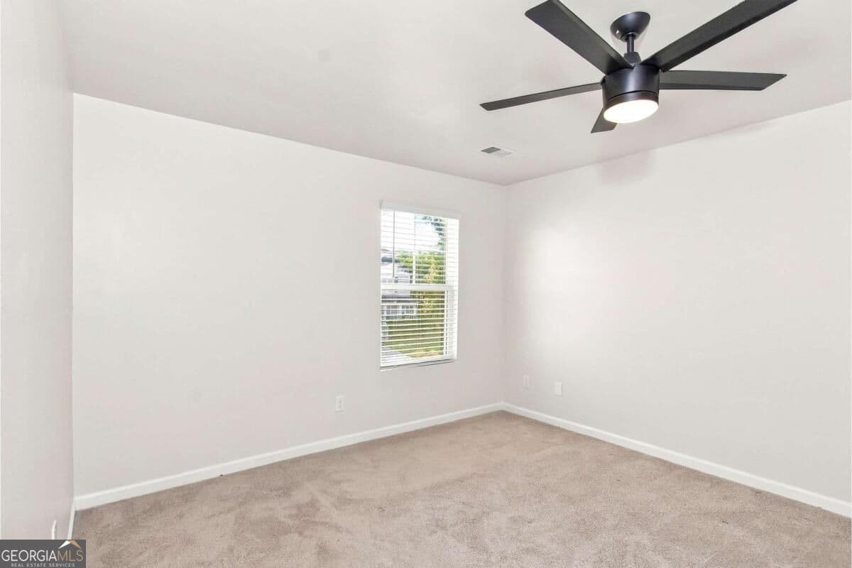 4 bedroom, 2.5 bathroom, 2,192 sq ft single family residence for sale at 5772 Screech Owl Drive, Flowery Branch, GA 30542 — photo 10